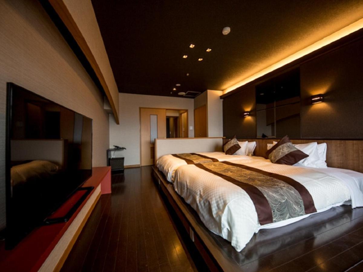 Livemax Resort Aki Miyajima Hatsukaichi Buitenkant foto