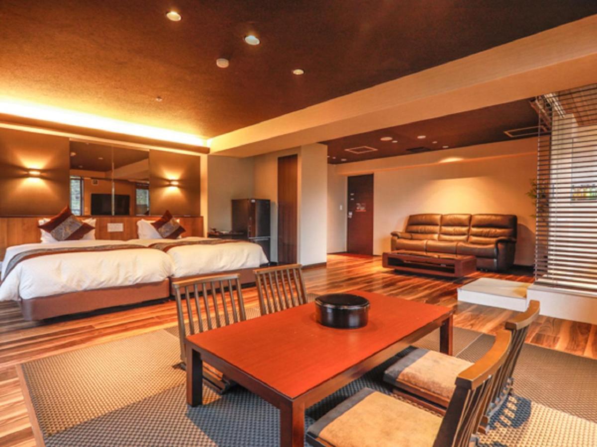 Livemax Resort Aki Miyajima Hatsukaichi Buitenkant foto